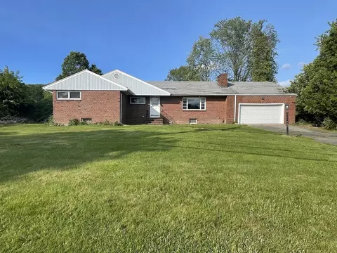 44 Foster St, Danvers, MA 01923