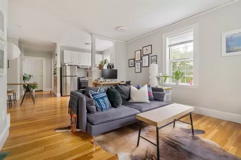 9 Ellery St #33, Cambridge, MA 02138
