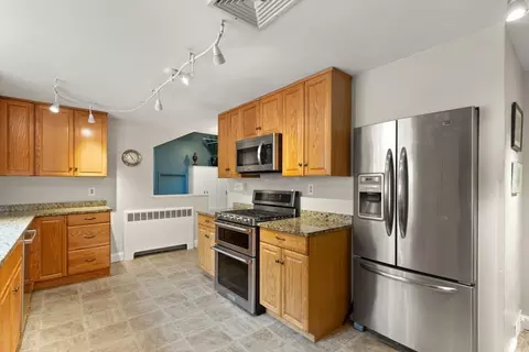 29 Day Ave, Hamilton, MA 01982 photo 10