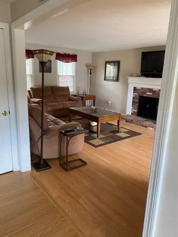 19 Camelot Ct #19, Stoughton, MA 02072