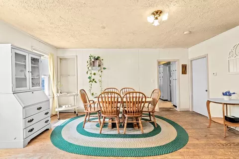 93 Warren St, Fall River, MA 02721 photo 4