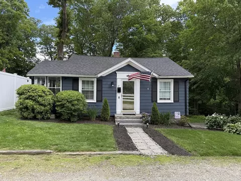 17 Souther Dr, Worcester, MA 01602