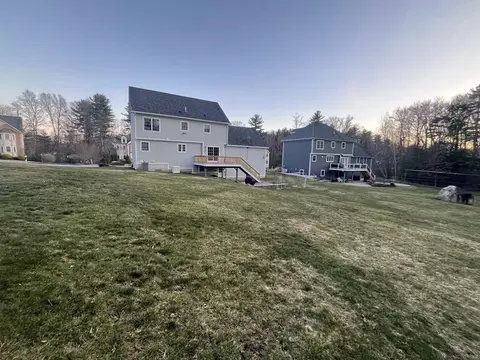 40 Regency Dr, Dracut, MA 01826 photo 29