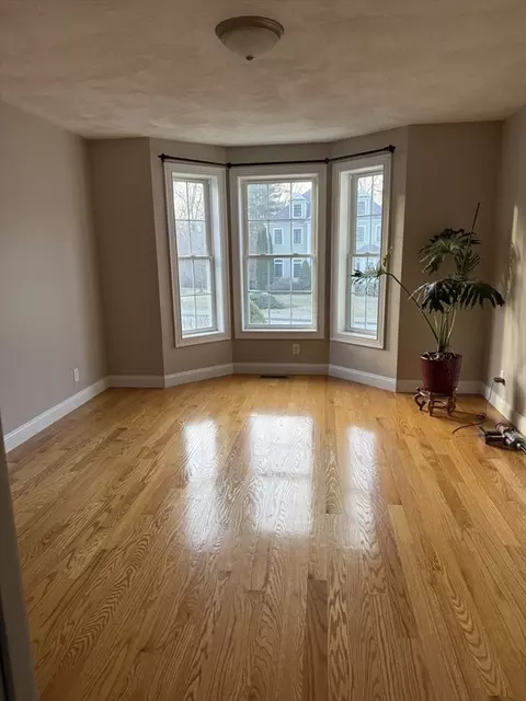 40 Regency Dr, Dracut, MA 01826 photo 9
