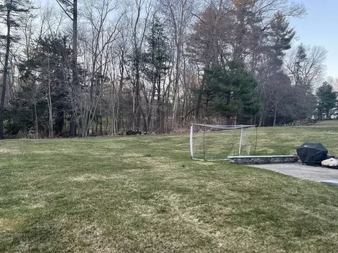 40 Regency Dr, Dracut, MA 01826 photo 27
