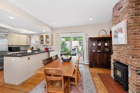 75 Russell St, Charlestown, MA 02129
