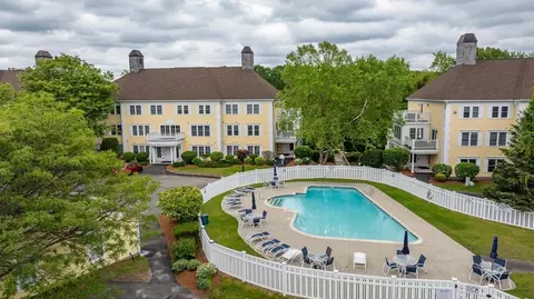1 Riverview Blvd #2-213, Methuen, MA 01844