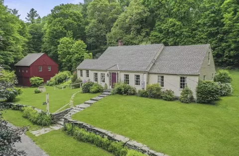 30 School St, Boylston, MA 01505