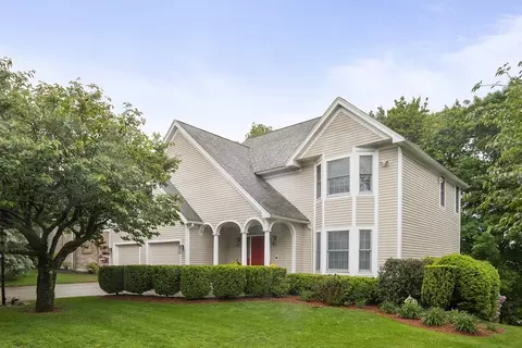 5 Hastings Rd, Winchester, MA 01890