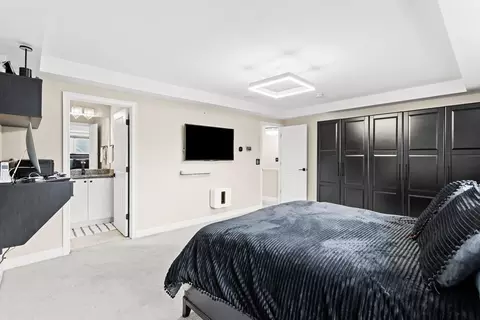Bedroom - 5 Manor Dr #B, Hooksett, NH 03106 photo 4 of 7