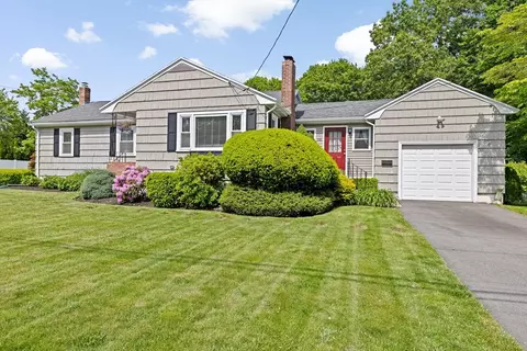 58 Spring St, Weymouth, MA 02188