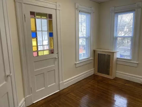 49 Euclid Ave, Springfield, MA 01108 photo 9
