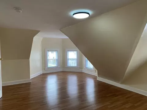 49 Euclid Ave, Springfield, MA 01108 photo 8