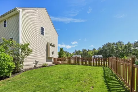 3 Trophy Ave, Townsend, MA 01469 photo 6