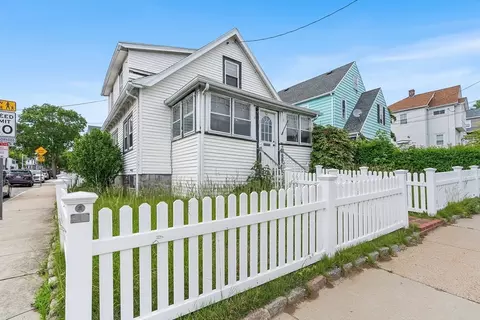61 Hill Top St, Boston, MA 02124