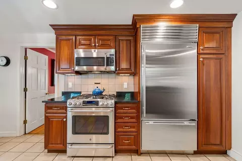 21 Rolling Ln, Dover, MA 02030 photo 5