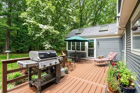 21 Rolling Ln, Dover, MA 02030 photo 28