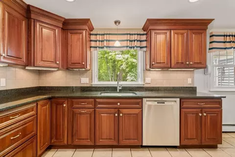 21 Rolling Ln, Dover, MA 02030 photo 7