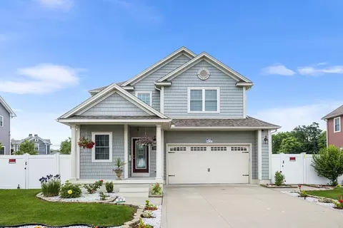 324 Central St, Springfield, MA 01105