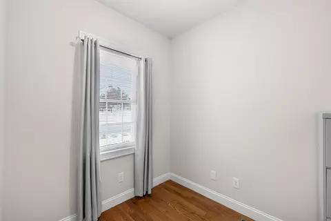 324 Central St, Springfield, MA 01105 photo 28