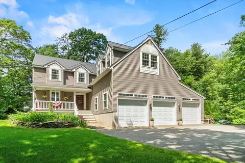 71 Lowell Blvd, Methuen, MA 01844