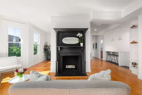 50-52 High St #3, Charlestown, MA 02129