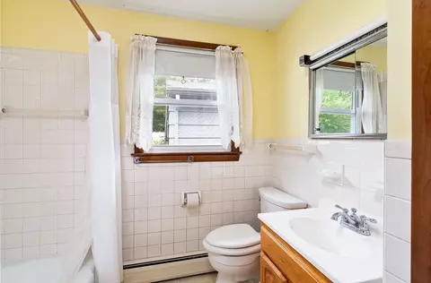 64 Strong St, Easthampton, MA 01027 photo 27