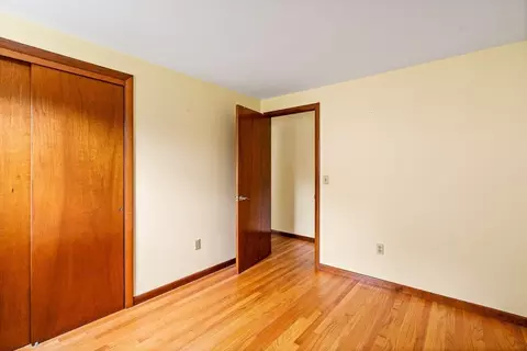 64 Strong St, Easthampton, MA 01027 photo 32