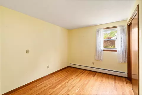 64 Strong St, Easthampton, MA 01027 photo 34