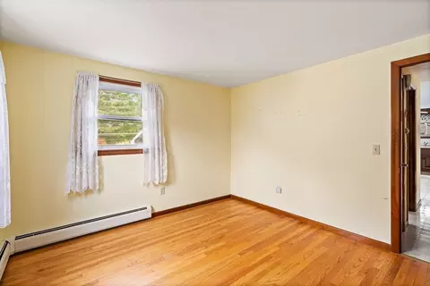 64 Strong St, Easthampton, MA 01027 photo 31