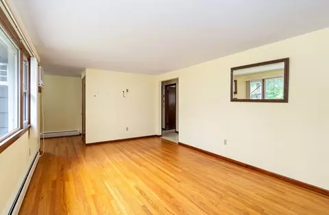 64 Strong St, Easthampton, MA 01027 photo 12