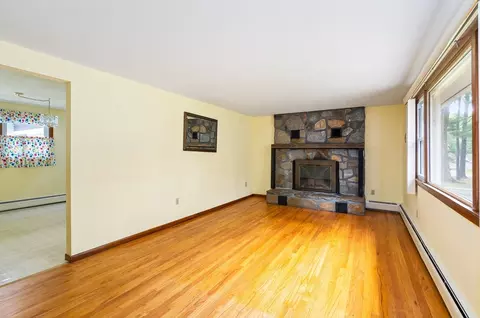64 Strong St, Easthampton, MA 01027 photo 13