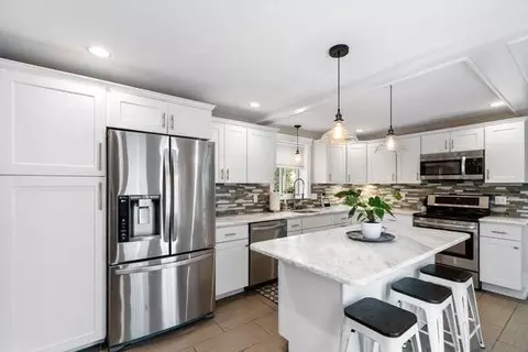 Kitchen - 11 Ash St, Danvers, MA 01923 photo 2 of 3
