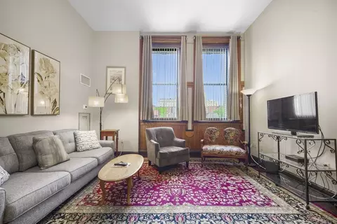 Living - 235 State St #317, Springfield, MA 01103 photo 1 of 2