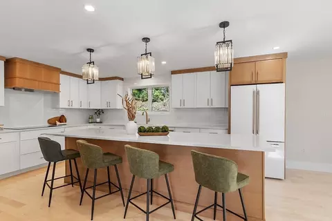 122 Charles St, Reading, MA 01867 photo 13