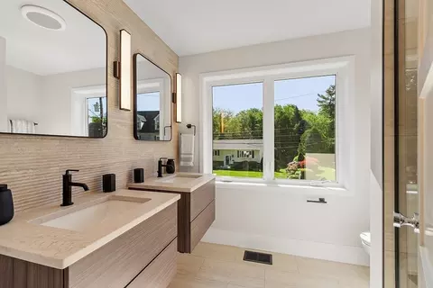 122 Charles St, Reading, MA 01867 photo 16