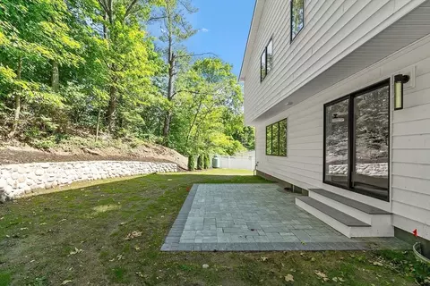 122 Charles St, Reading, MA 01867 photo 39