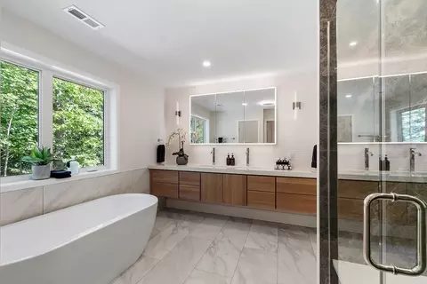 122 Charles St, Reading, MA 01867 photo 33