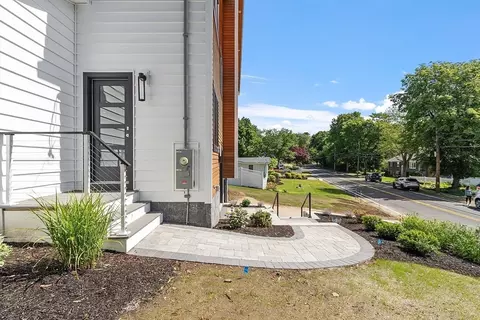 122 Charles St, Reading, MA 01867 photo 41
