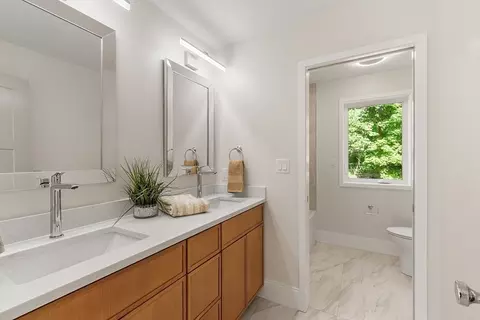 122 Charles St, Reading, MA 01867 photo 21