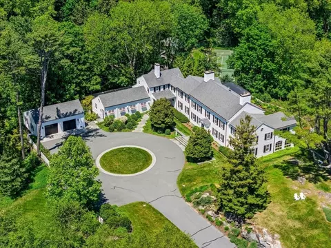 1 Aldrich Ter, Marblehead, MA 01945