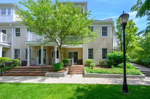 273 Victory Rd #273, Quincy, MA 02171