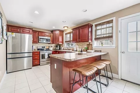 40 Winchester Ln #10, Fall River, MA 02721 photo 10
