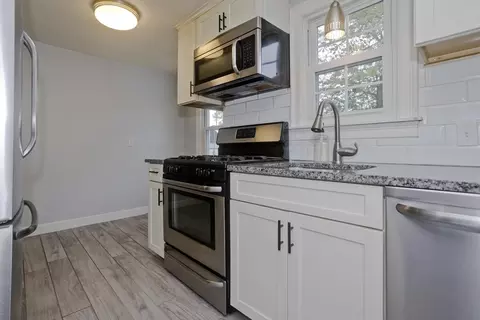 52 Gillette Cir, Springfield, MA 01118 photo 10