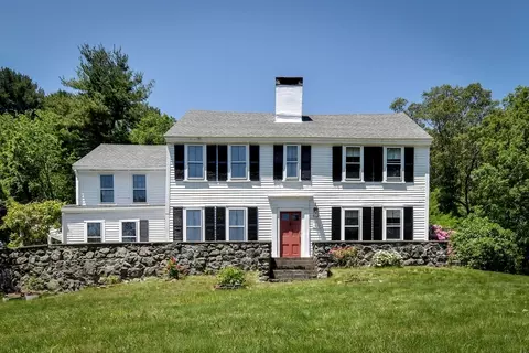 79 Nobscot Rd, Sudbury, MA 01776
