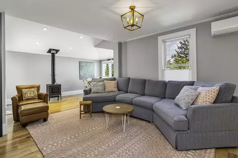 Living - 453 Washington St, Gloucester, MA 01930 photo 2 of 2