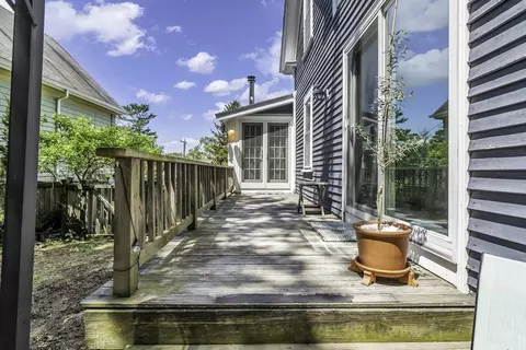 Exterior - 453 Washington St, Gloucester, MA 01930 photo 3 of 7