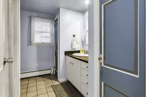 Bath - 453 Washington St, Gloucester, MA 01930 photo 1 of 5