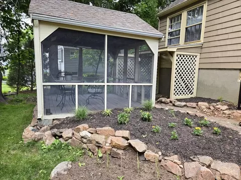 96 Wakefield St, Reading, MA 01867 photo 3