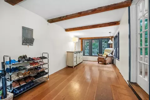 96 Wakefield St, Reading, MA 01867 photo 8
